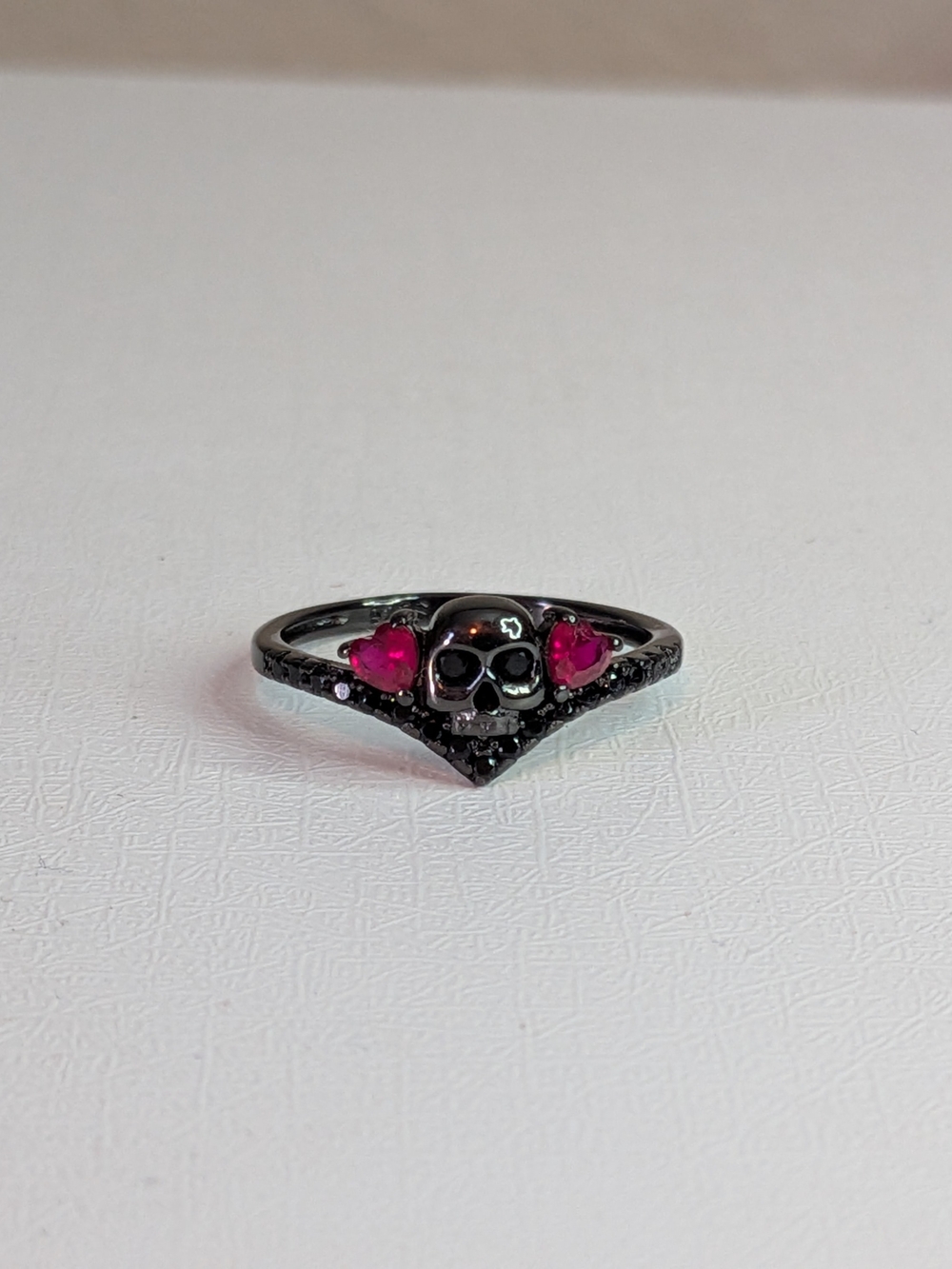 Fragrant Jewels "The Tell-Tale Heart" Black Skull Ring - Size 7